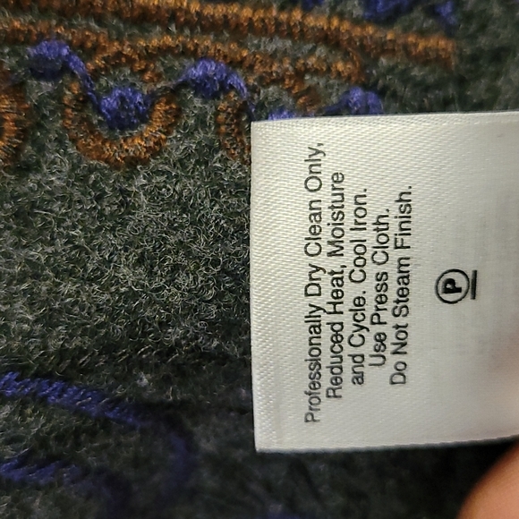 DKNY WOMEN'S GRAY SWEATER SIZE SMALL - Picture 16 of 16